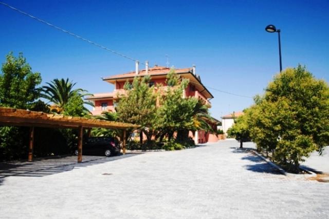 Hotel Le Rotonde Massaciuccoli Exterior foto
