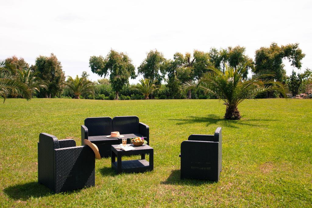 Hotel Le Rotonde Massaciuccoli Exterior foto